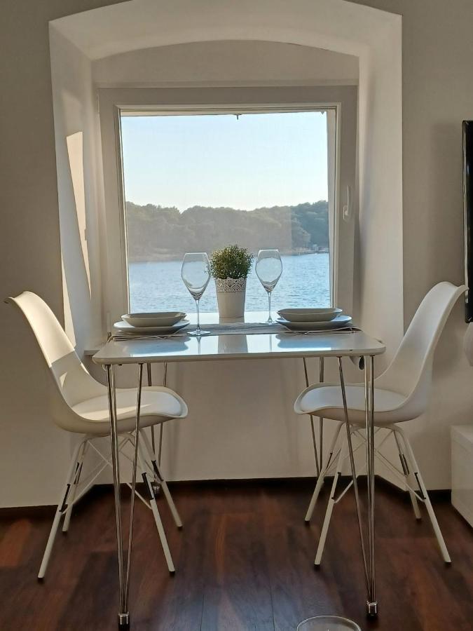 Niko 1 Leilighet Mali Lošinj Eksteriør bilde